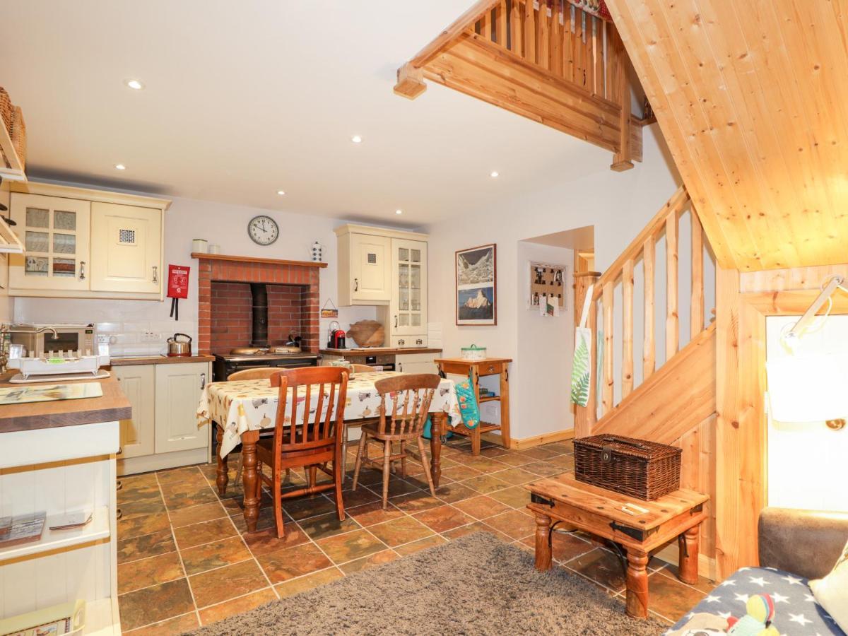 Bogindour Cottage Muir of Ord Exterior photo